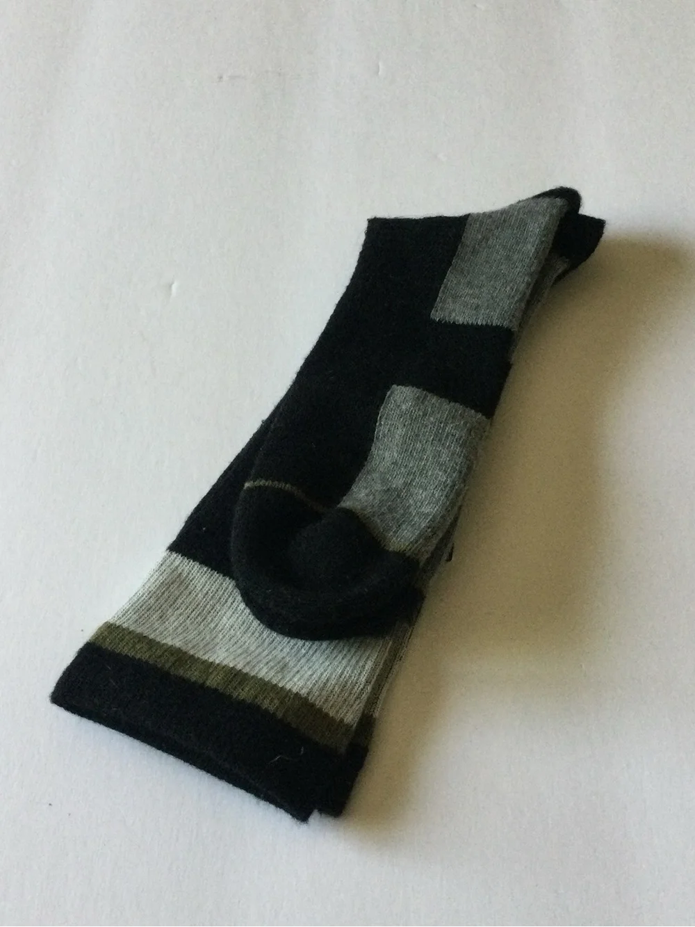 NORDSTROM MENS COMPRESSION SOCKS BLACK GRAY OS NWT